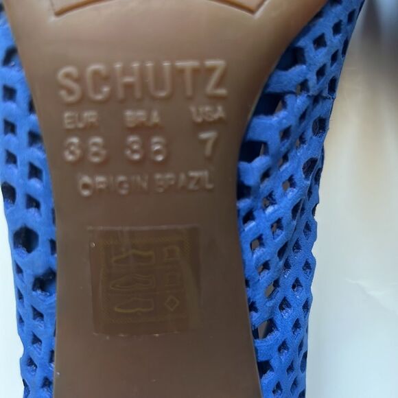 ⭐️SCHUTZ Laser Cut Suede Pumps⭐️ - Picture 7 of 7